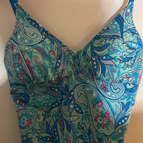 Vera Bradley Other - Vera Bradley women’s one piece swimsuit. Size M 8-10. Reversible!